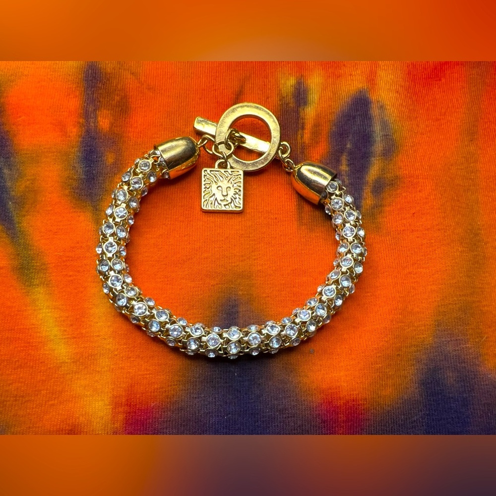 Vintage Ann Klein gold tone /crystal bracelet